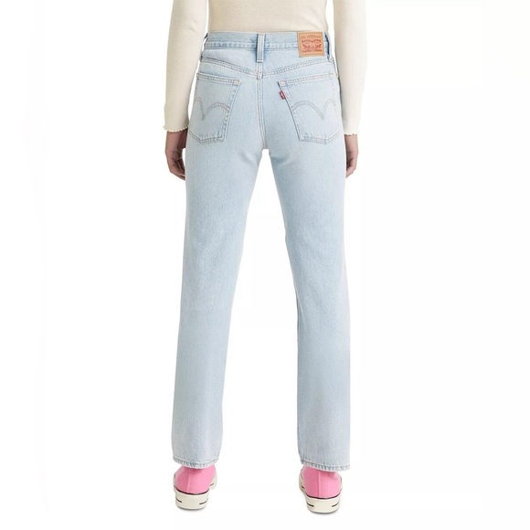 nwt Levi’s Wedgie Straight 100% Cotton Distressed Light Wash Jeans Size 26 - Picture 14 of 16